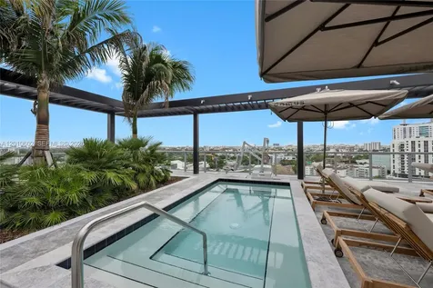 1611 SW 2nd Avenue Miami FL 33129