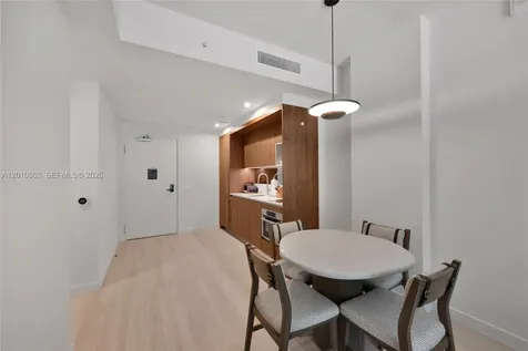 1611 SW 2nd Avenue Miami FL 33129
