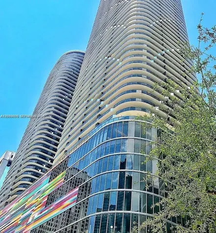 55 SW 9 Street Miami FL 33130