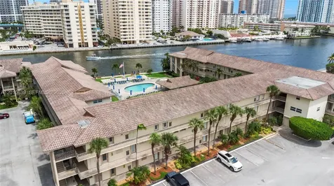 2600 Diana Drive Hallandale Beach FL 33009