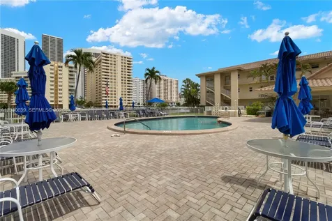 2600 Diana Drive Hallandale Beach FL 33009