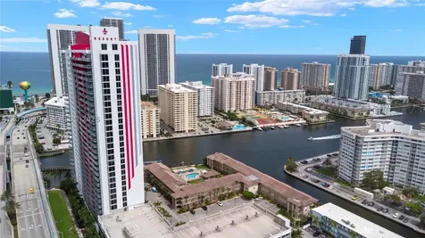 2600 Diana Drive Hallandale Beach FL 33009