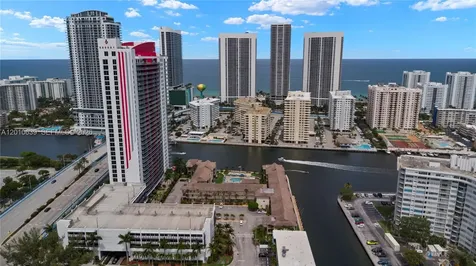 2600 Diana Drive Hallandale Beach FL 33009