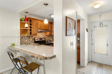 2600 Diana Drive Hallandale Beach FL 33009