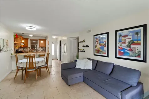 2600 Diana Drive Hallandale Beach FL 33009