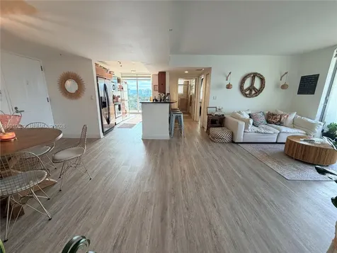 3232 SW 22nd Terrace Miami FL 33145
