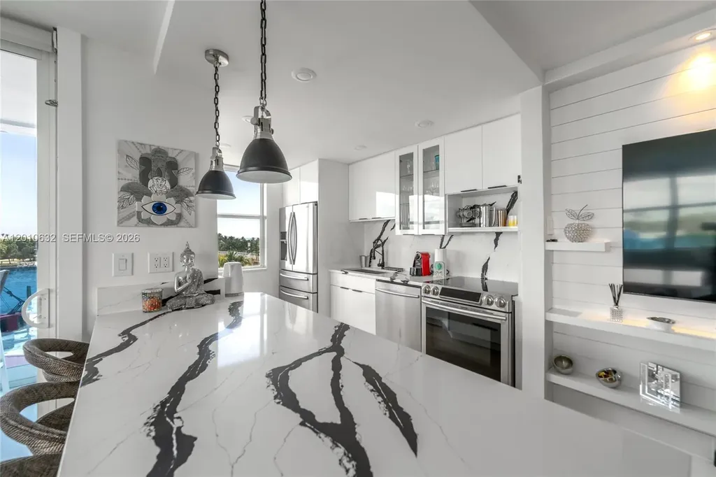 2639 N Riverside Drive Pompano Beach FL 33062
