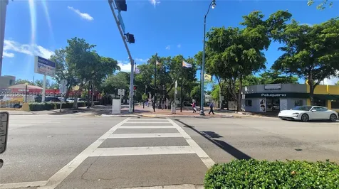 1322 SW 7th Street Miami FL 33135