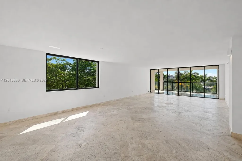 2575 S Bayshore Drive Miami FL 33133