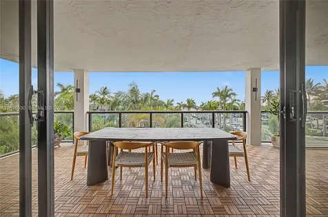 2575 S Bayshore Drive Miami FL 33133