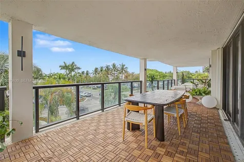2575 S Bayshore Drive Miami FL 33133