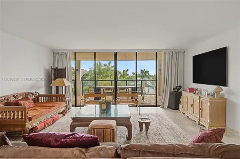 2575 S Bayshore Drive Miami FL 33133