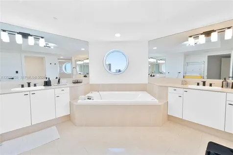 7000 Island Boulevard Aventura FL 33160