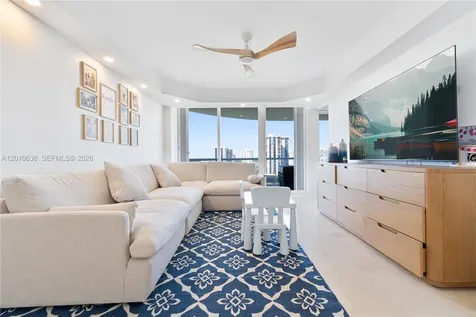 7000 Island Boulevard Aventura FL 33160