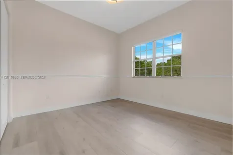 483 SW 147th Terrace Pembroke Pines FL 33027