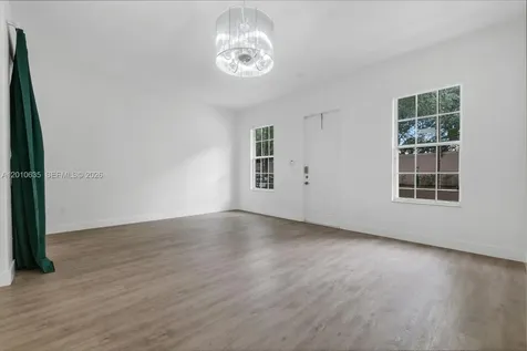 483 SW 147th Terrace Pembroke Pines FL 33027