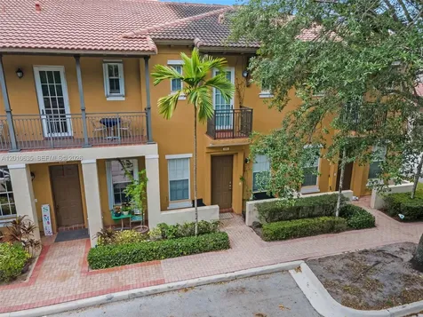483 SW 147th Terrace Pembroke Pines FL 33027