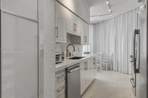 Sunny Isles Beach FL 33160