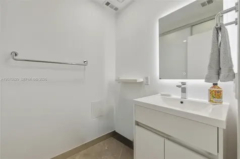 Sunny Isles Beach FL 33160