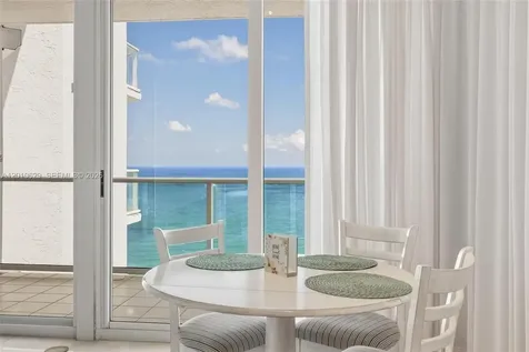 Sunny Isles Beach FL 33160