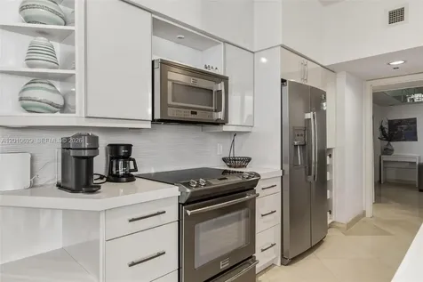 Sunny Isles Beach FL 33160