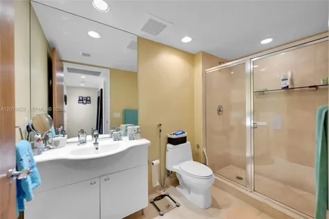 1800 S Ocean Drive Hallandale Beach FL 33009