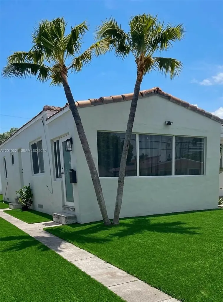2412 SW 11th Street Miami FL 33135