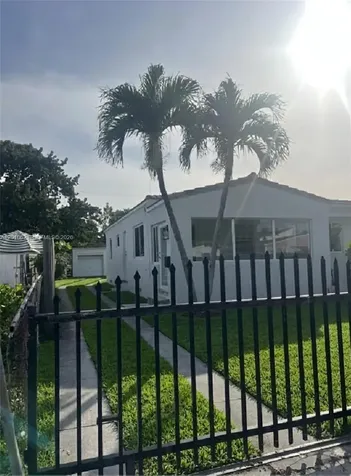 2412 SW 11th Street Miami FL 33135