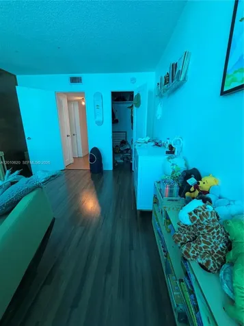 18061 Biscayne Boulevard Aventura FL 33160