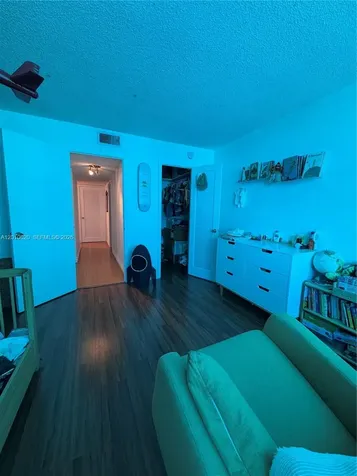 18061 Biscayne Boulevard Aventura FL 33160