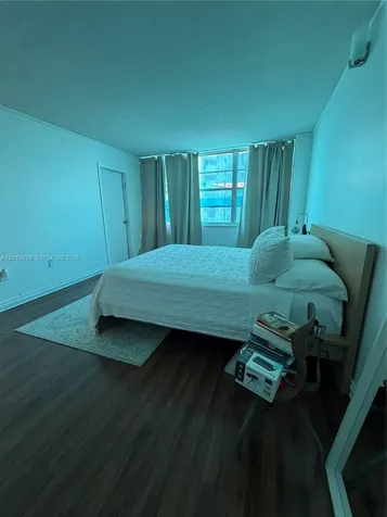 18061 Biscayne Boulevard Aventura FL 33160