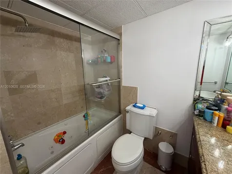 18061 Biscayne Boulevard Aventura FL 33160