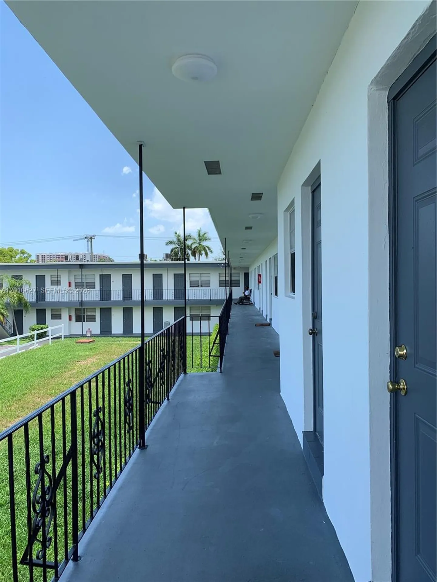 2300 Pierce Street Hollywood FL 33020