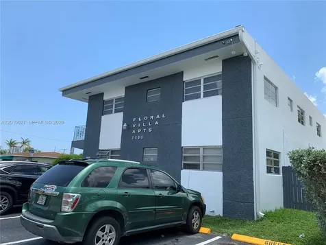 2300 Pierce Street Hollywood FL 33020