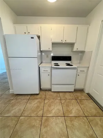 2300 Pierce Street Hollywood FL 33020