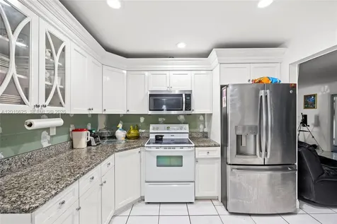 1831 Hiltonia Circle West Palm Beach FL 33407