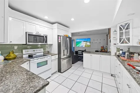1831 Hiltonia Circle West Palm Beach FL 33407