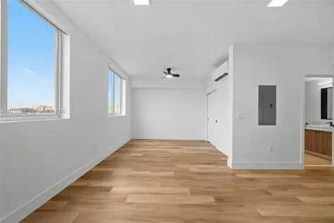 650 SW 1st Street Miami FL 33130