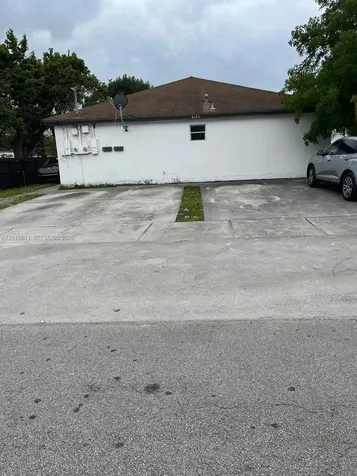 8180 NW 23rd Avenue Miami FL 33147