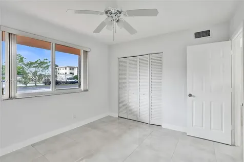 5950 Del Lago Circle Sunrise FL 33313