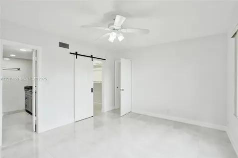 5950 Del Lago Circle Sunrise FL 33313