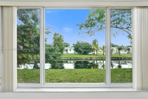 5950 Del Lago Circle Sunrise FL 33313