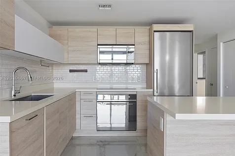 16385 Biscayne Boulevard North Miami Beach FL 33160
