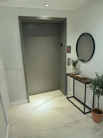 16385 Biscayne Boulevard North Miami Beach FL 33160