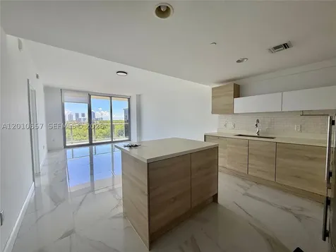 16385 Biscayne Boulevard North Miami Beach FL 33160