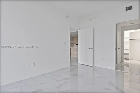 16385 Biscayne Boulevard North Miami Beach FL 33160