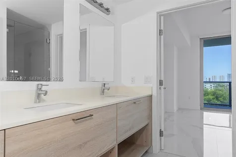 16385 Biscayne Boulevard North Miami Beach FL 33160