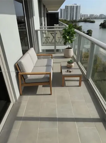 16385 Biscayne Boulevard North Miami Beach FL 33160