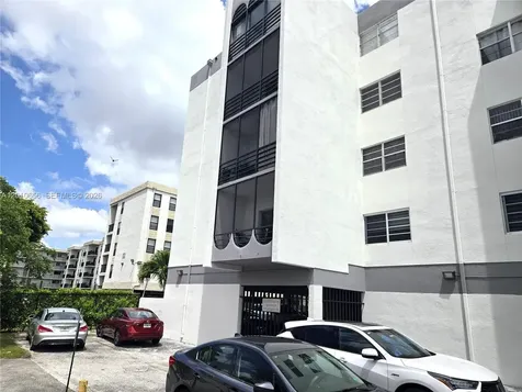 4670 W 13th Lane Hialeah FL 33012