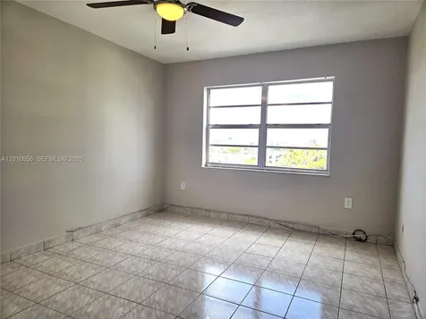 4670 W 13th Lane Hialeah FL 33012
